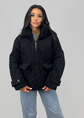 Shoppe nach Kategorie: Teddyjacke