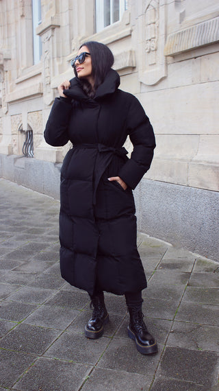 Shoppe nach Kategorie: Lange Winterjacke mit Gürtel