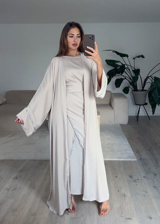 Shoppe nach Kategorie: Zweiteiliges Kaftankleid Beige