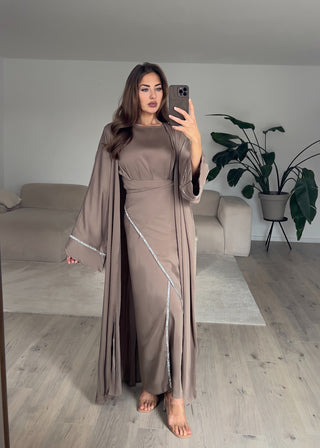 Shoppe nach Kategorie: Zweiteiliges Kaftankleid Taupe