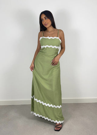 Shoppe nach Kategorie: Sommerkleid mit dünnen Trägern