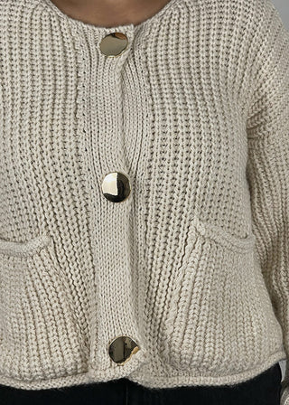 Shoppe nach Kategorie: Strick-Cardigan mit Knöpfen Beige