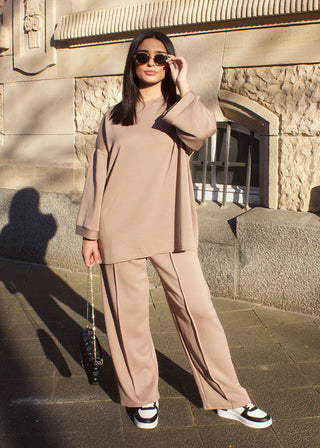 Shoppe nach Kategorie: Oversize Zweiteiler Taupe