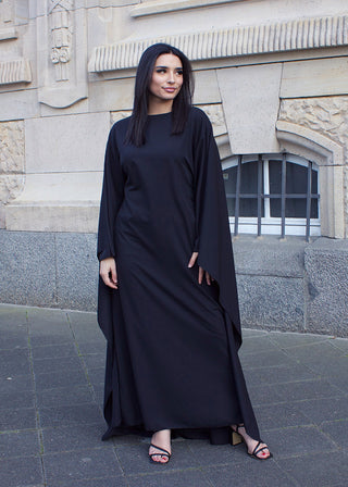 Shoppe nach Kategorie: Taillienbetontes Maxikleid Schwarz