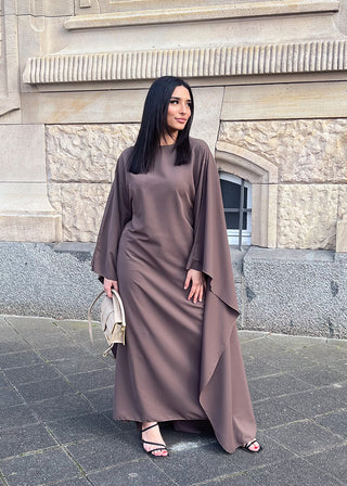 Shoppe nach Kategorie: Taillienbetontes Maxikleid Taupe